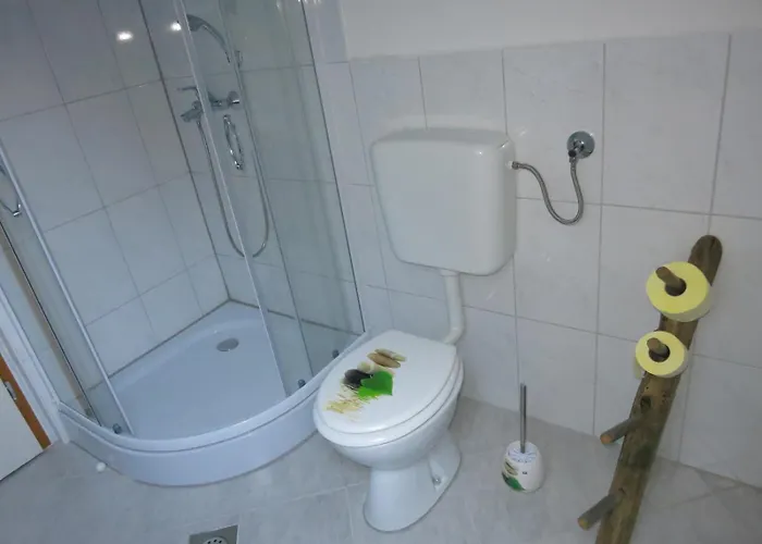 Turisticna Kmetija Izgorsek