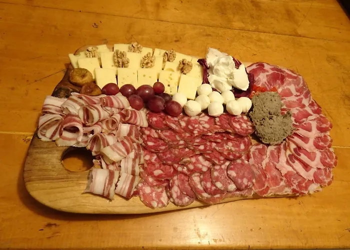 Turisticna Kmetija Izgorsek * Grize